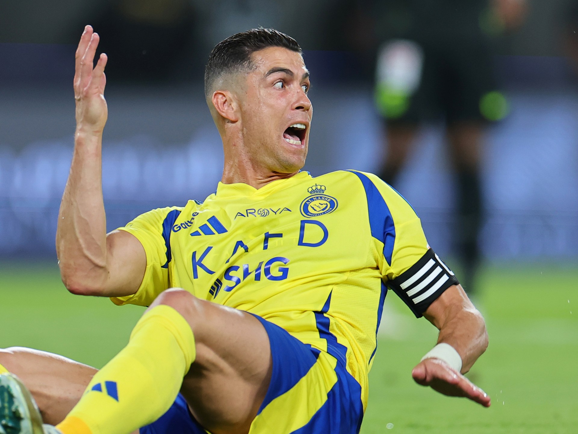 هل انتهى مشوار رونالدو مع النصر؟