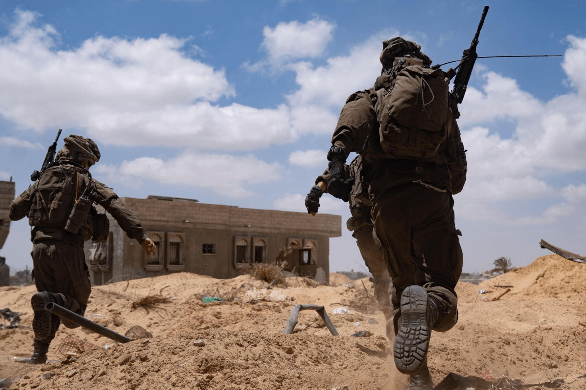 “عربات جدعون”: هل تتجاوز إسرائيل القانون الدولي في غزة؟ تحليل للأهداف المعلنة والخفية