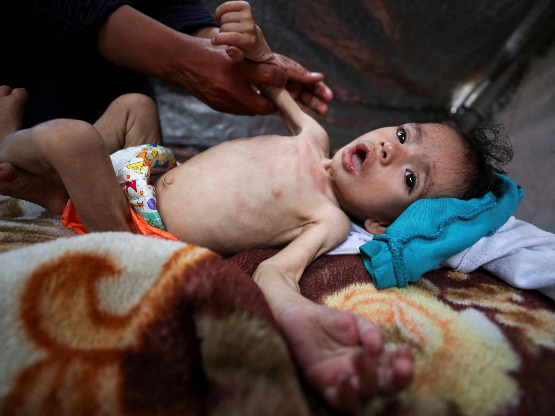 “غزة تفقدني الأمل”: عامل إغاثة إيطالي يروي شهادة مؤلمة عن الأزمة الإنسانية