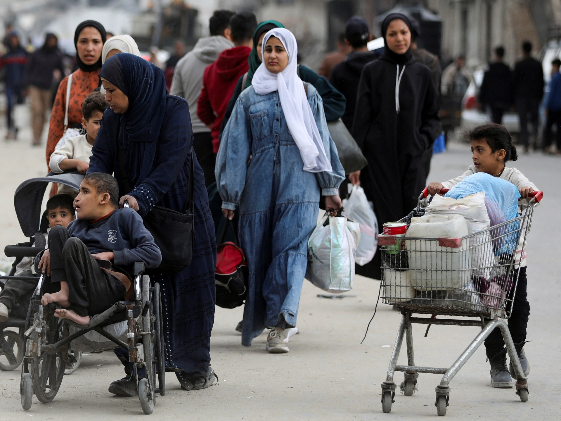 الغزيون قلقون على مصيرهم بعد قرار إسرائيل توسيع العمليات