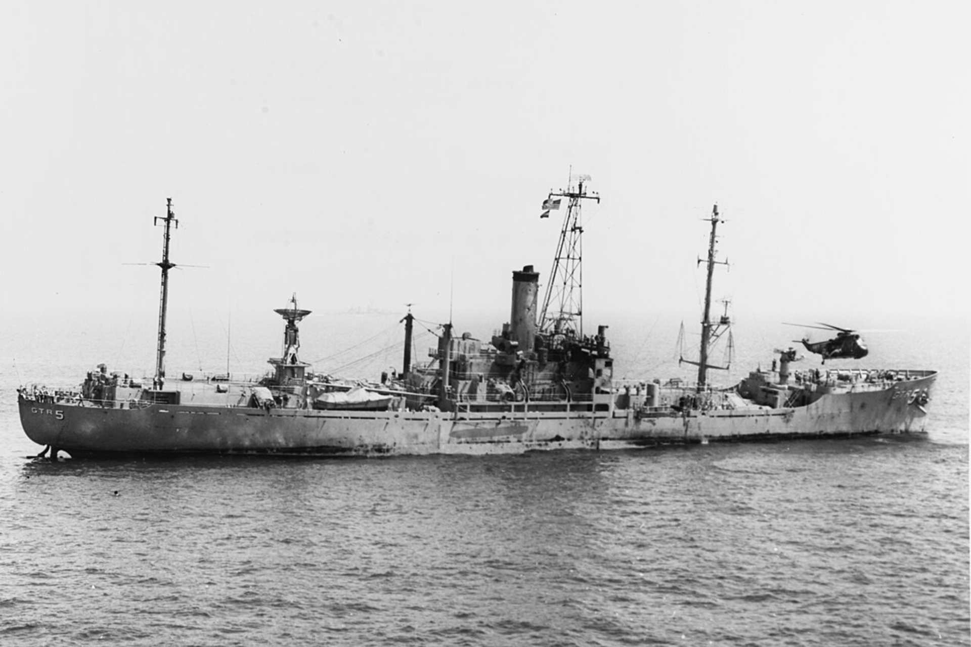 تفاصيل مثيرة عن هجوم إسرائيلي على سفينة أميركية عام 67 خلف 34 قتيلا