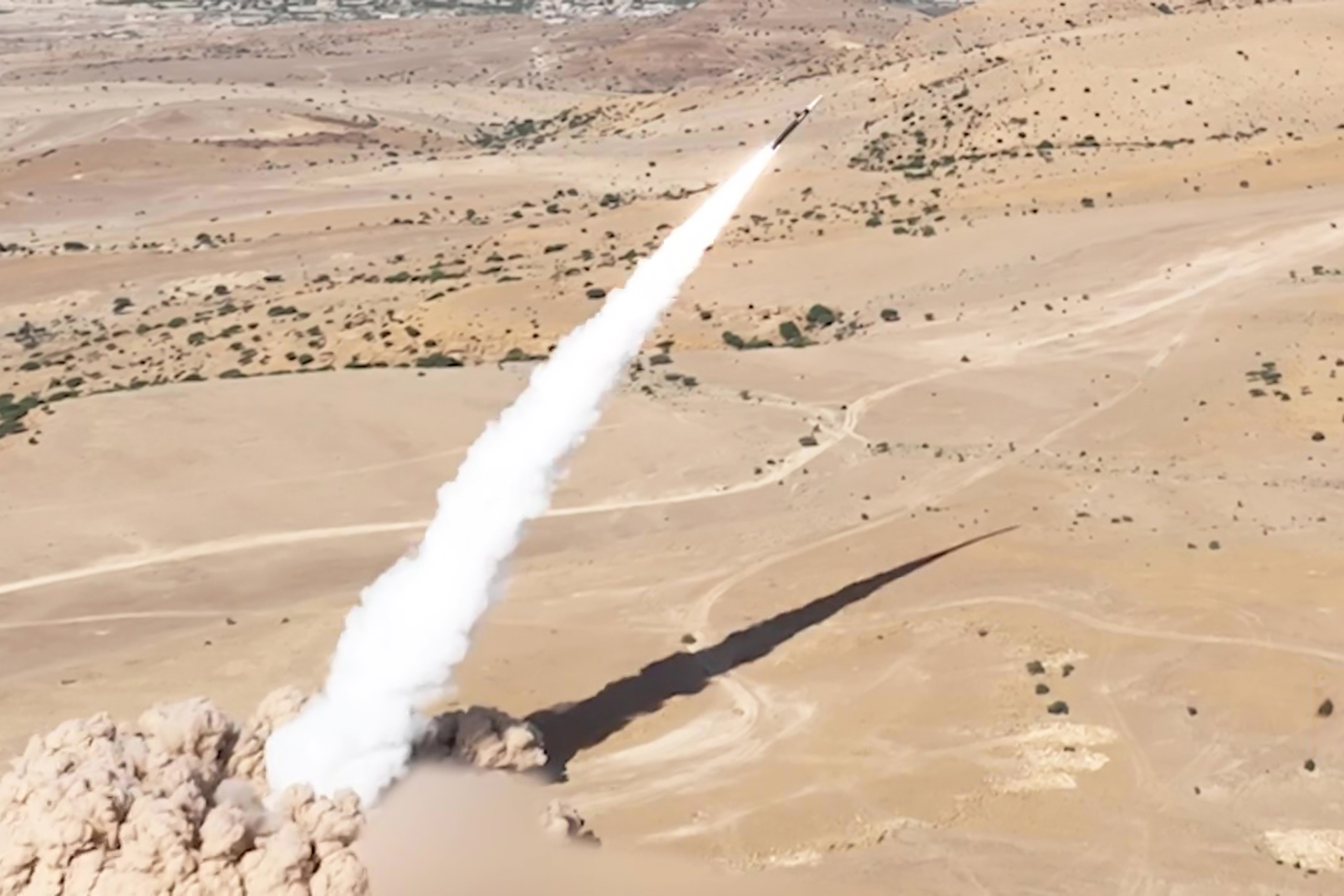 الحوثي: أطلقنا 11 صاروخا ومسيرة على إسرائيل هذا الأسبوع