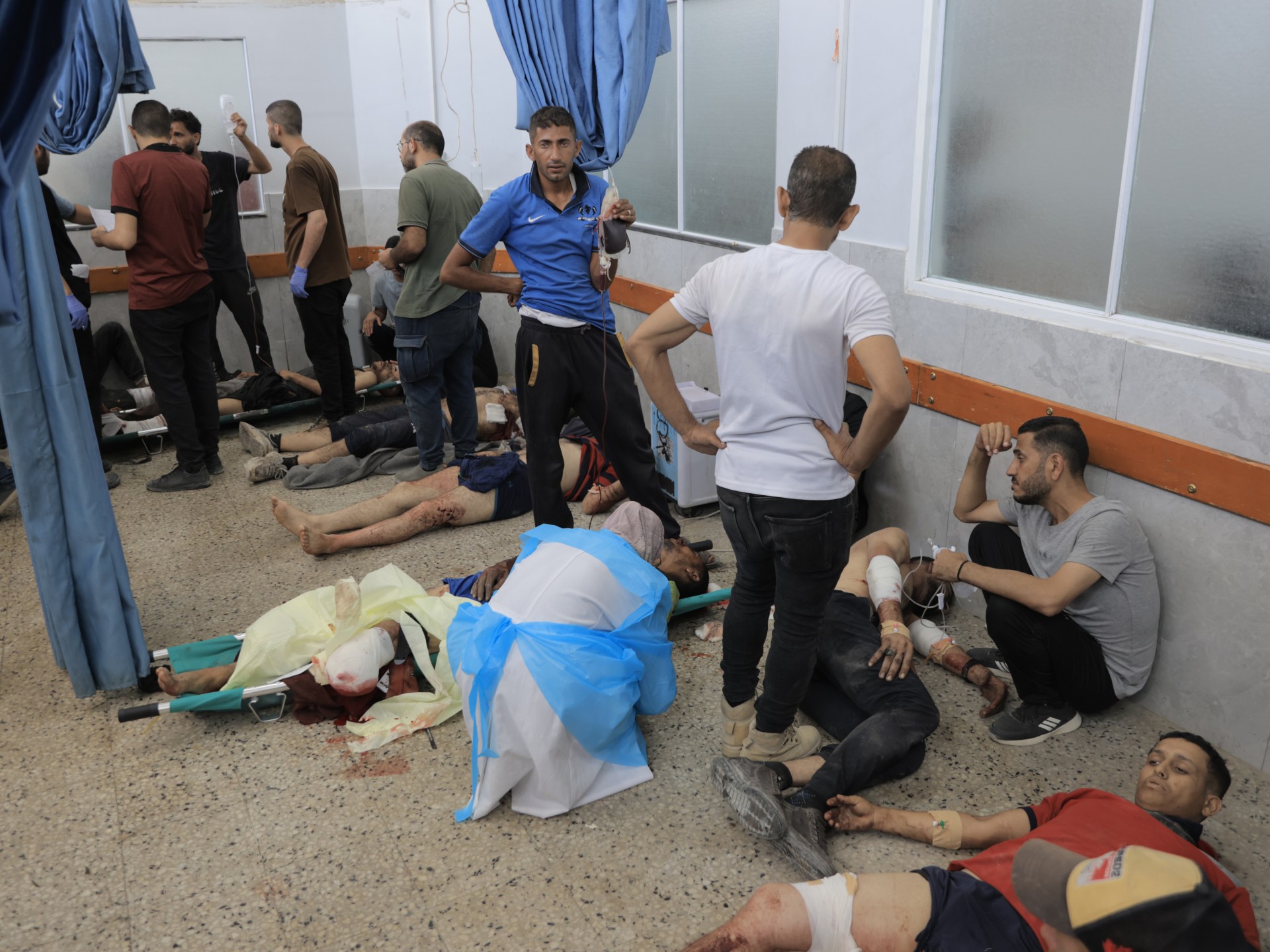 66 شهيدا بغزة بينهم 12 من ضحايا المساعدات وانقطاع كامل للإنترنت