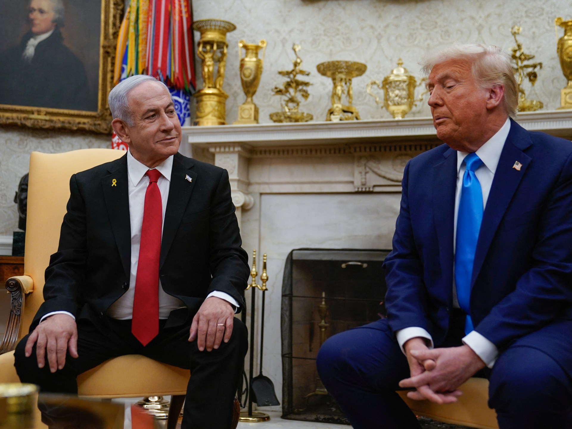 نتنياهو وإسرائيل: هل يغرق رئيس الوزراء بلاده ليهرب إلى ميامي؟