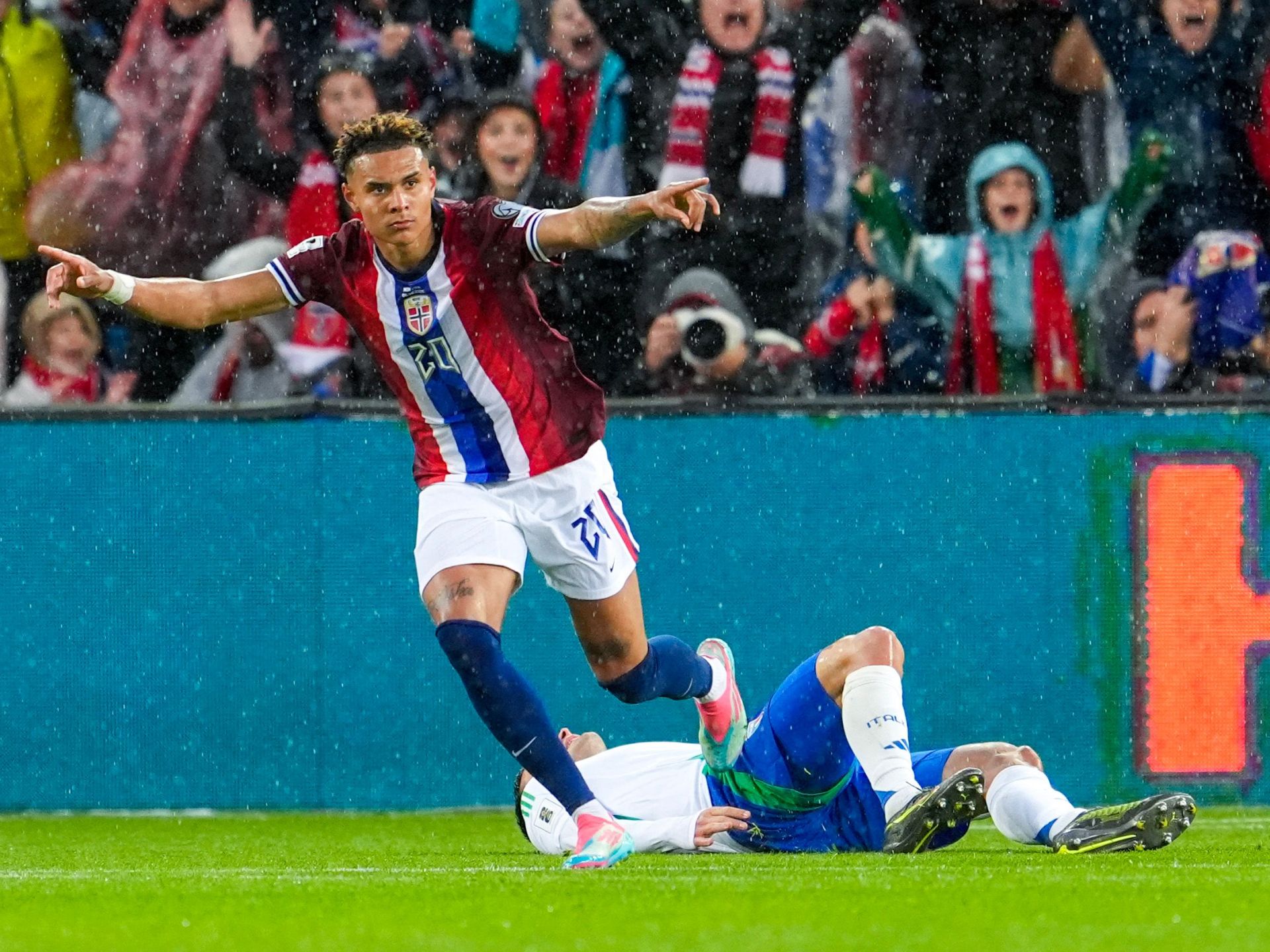 شاهد.. النرويج تُلحق بإيطاليا هزيمة مذلة في تصفيات كأس العالم