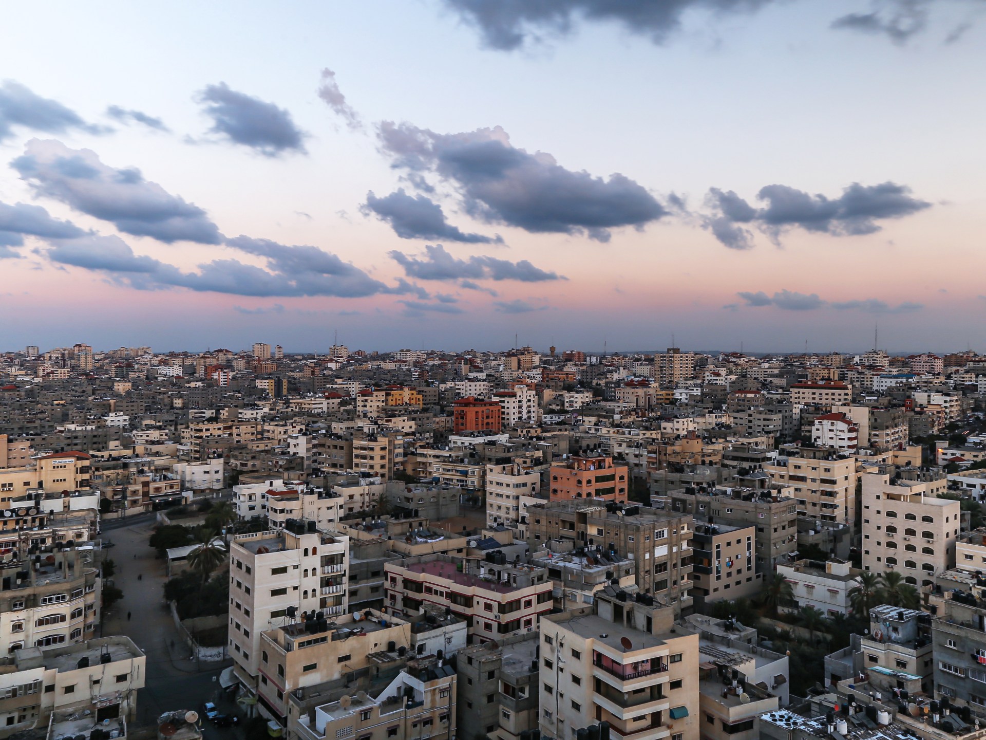 غزة مدينة استعصت على الغزاة وتمنى رابين أن يبتلعها البحر