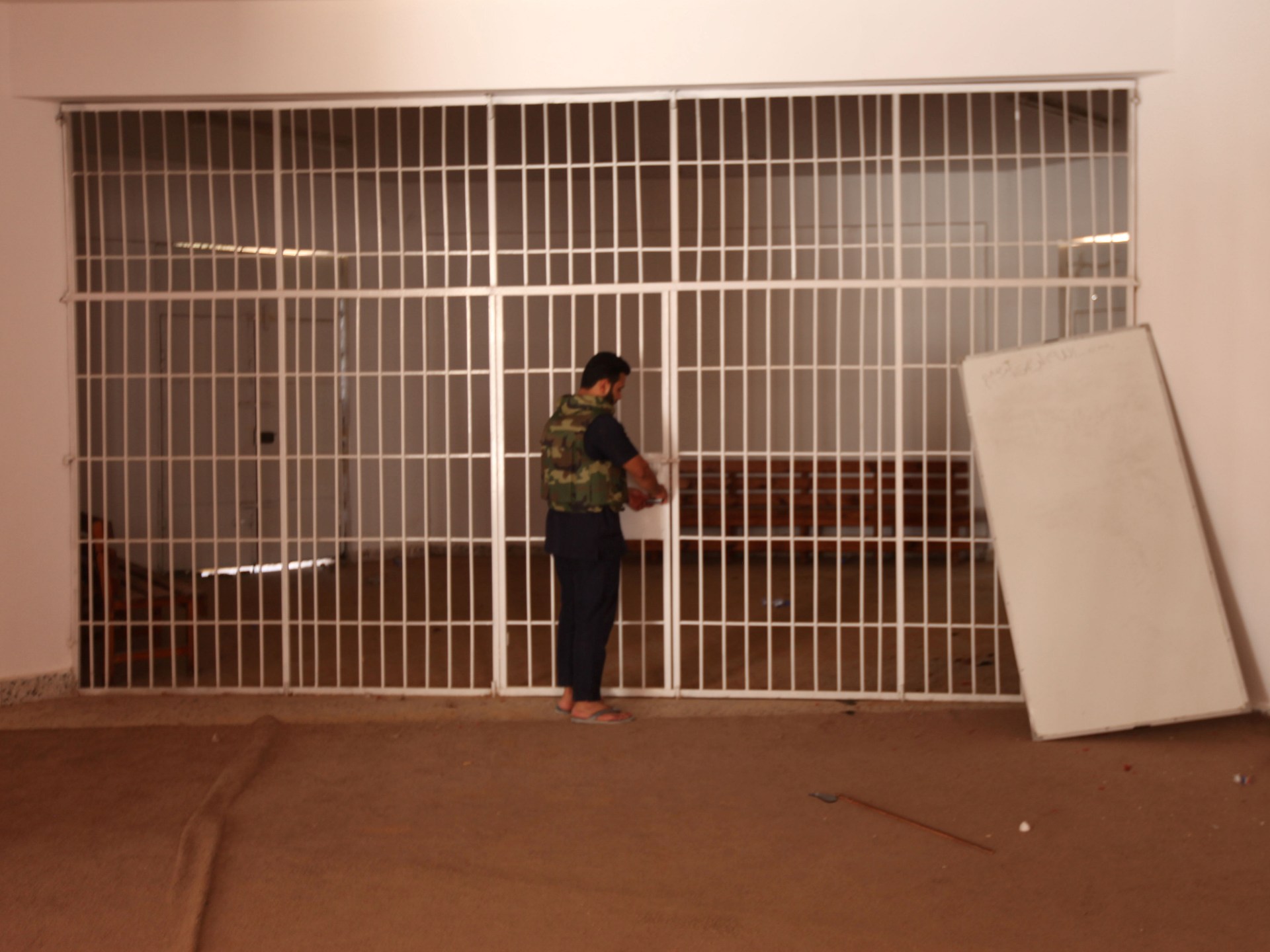 ليبيا: القضاء عاجز عن محاسبة منتهكي حقوق الإنسان – تقرير يكشف