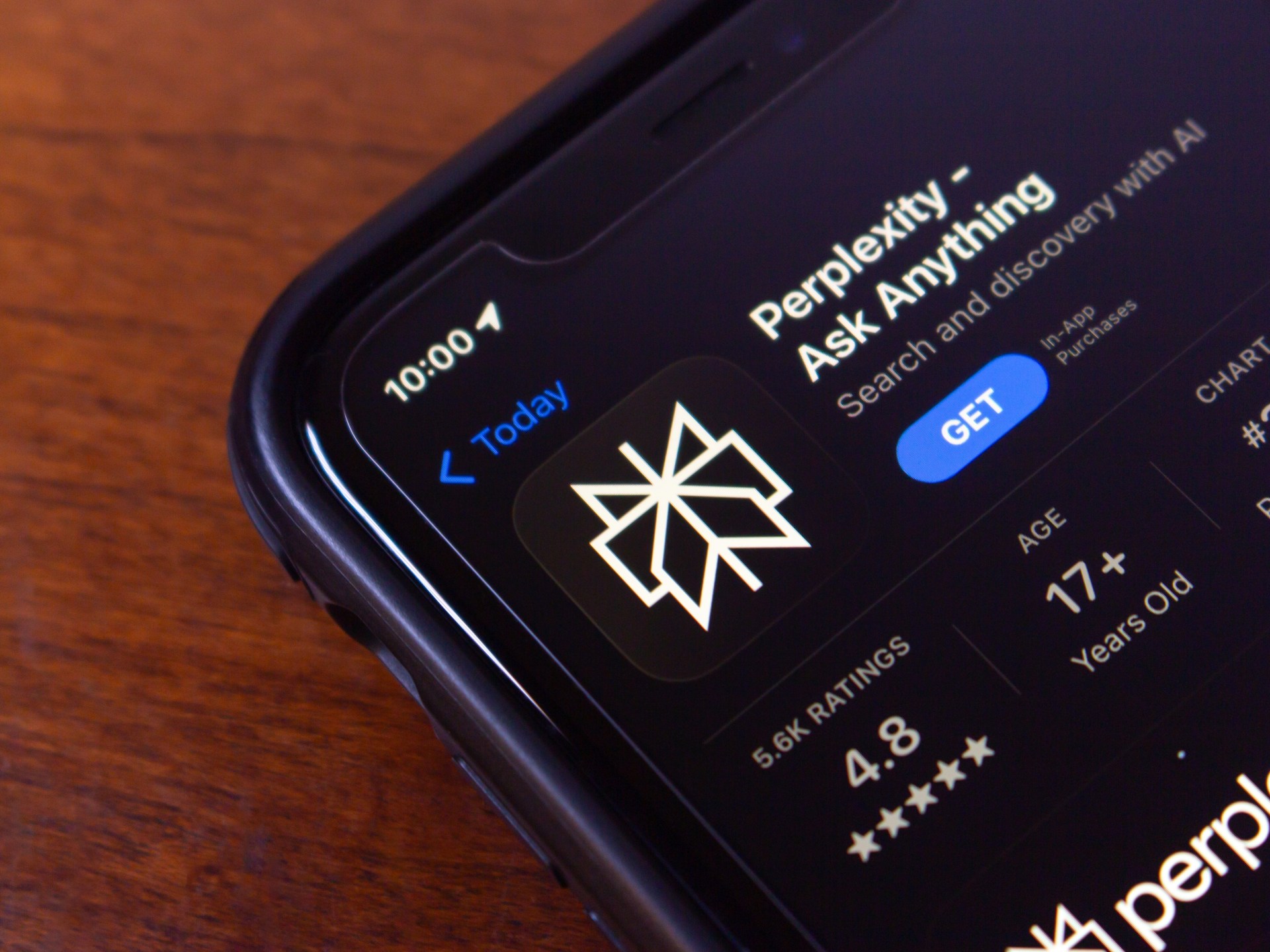 Perplexity AI: كيف تُحدث ثورة في عالم الأبحاث بـ “البحث العميق”؟