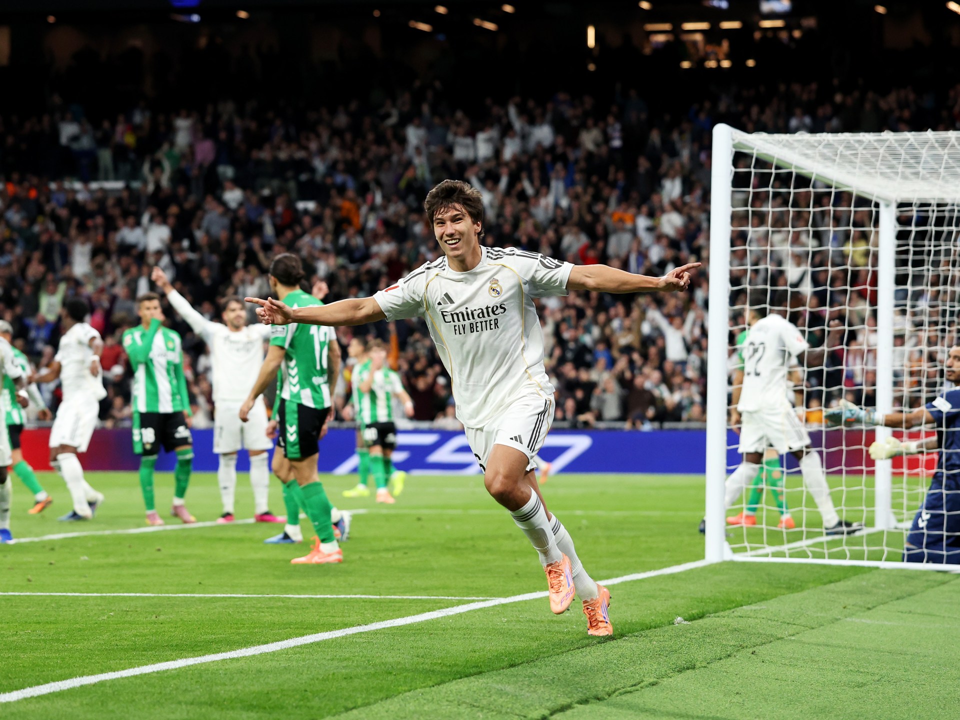 ديربي مدريد في جدة: موعد مباراة ريال مدريد وأتلتيكو في السوبر الإسباني 2026 والقنوات الناقلة