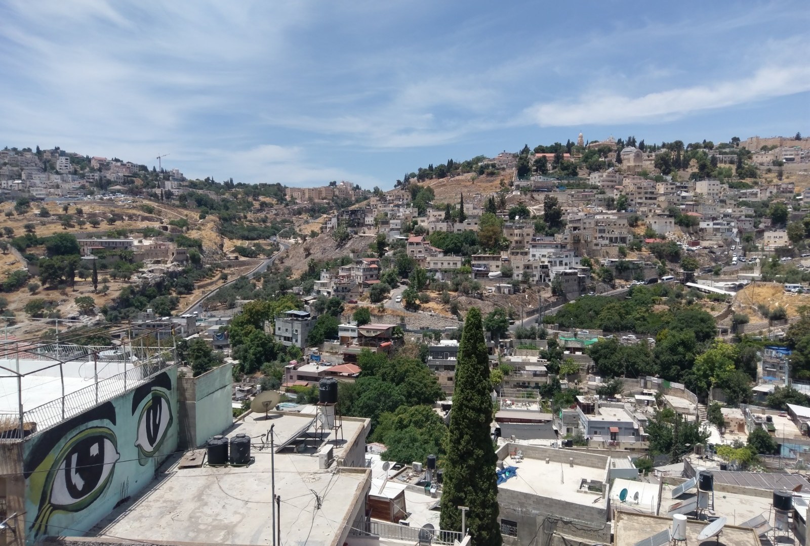 خطر التهجير يداهم حي البستان في سلوان: مخطط إسرائيلي جديد لمصادرة الأراضي وتفريغ القدس