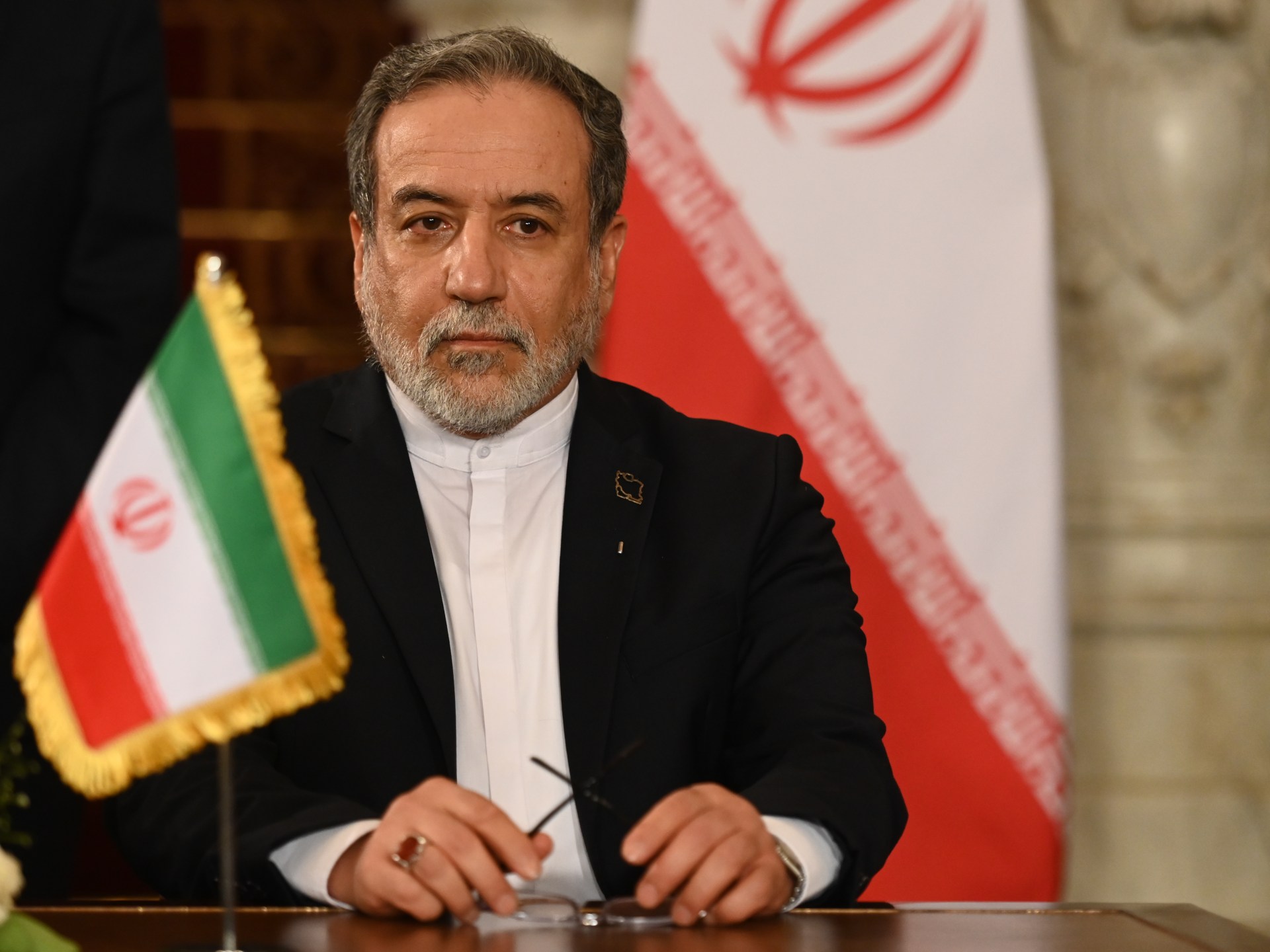 كيف يتطور المشهد الإيراني سياسيا وميدانيا بعد 6 أيام من الاحتجاجات؟