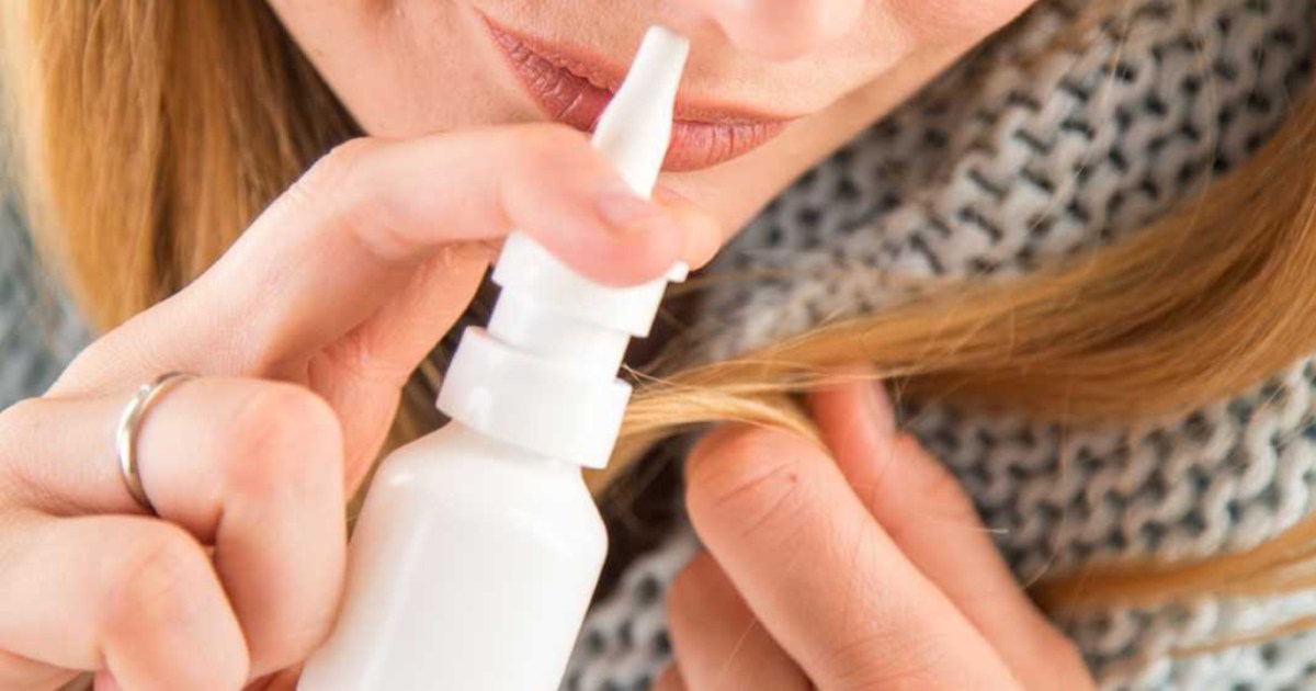 بخاخ الأنف المزيل للاحتقان.. راحة مؤقتة قد تتحول إلى إدمان