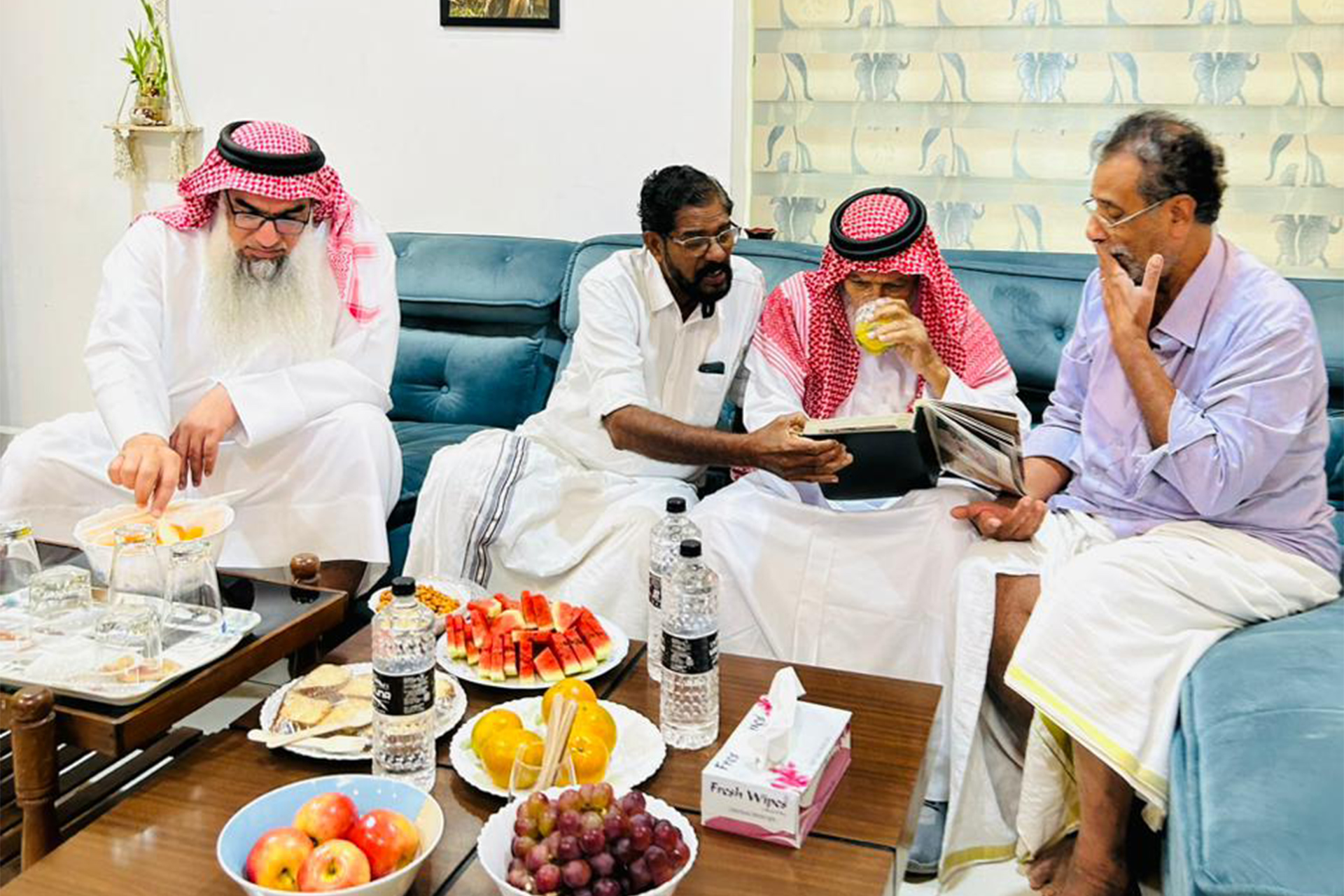 قصة وفاء من الخور إلى كيرالا.. عائلة قطرية تكرم هنديا رافقها 46 عاما