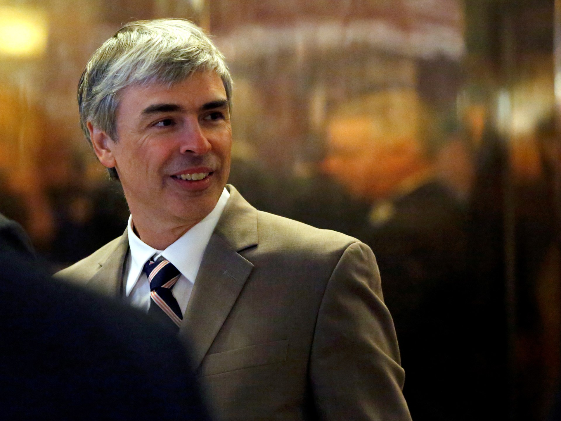 الملياردير لاري بيج يقطع علاقته التجارية مع كاليفورنيا