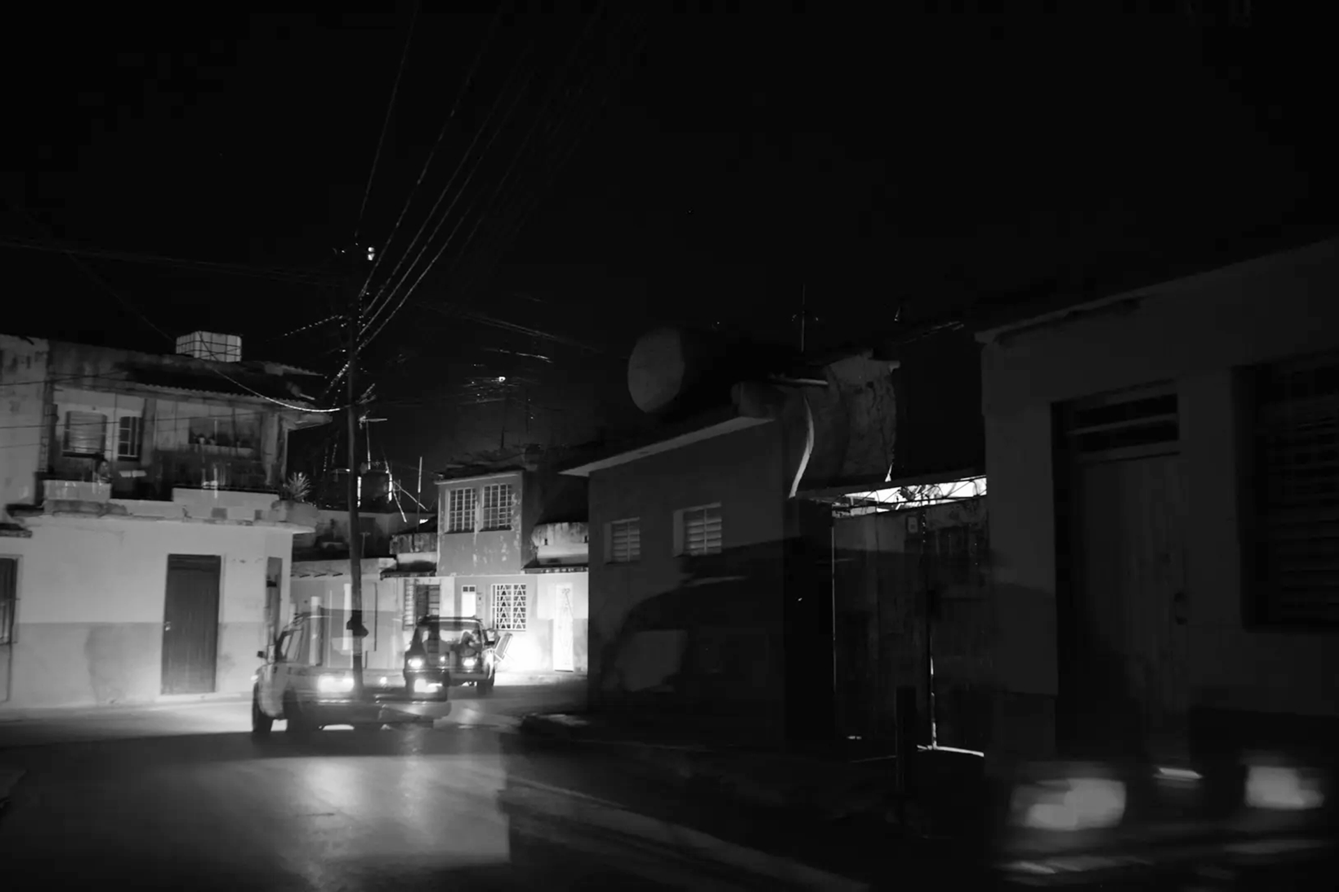 فيلم أحلام الظلام