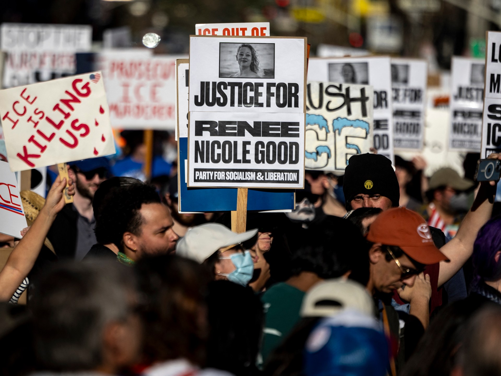 المظاهرات تعم المدن الأميركية احتجاجا على مقتل امرأة برصاص وكالة الهجرة