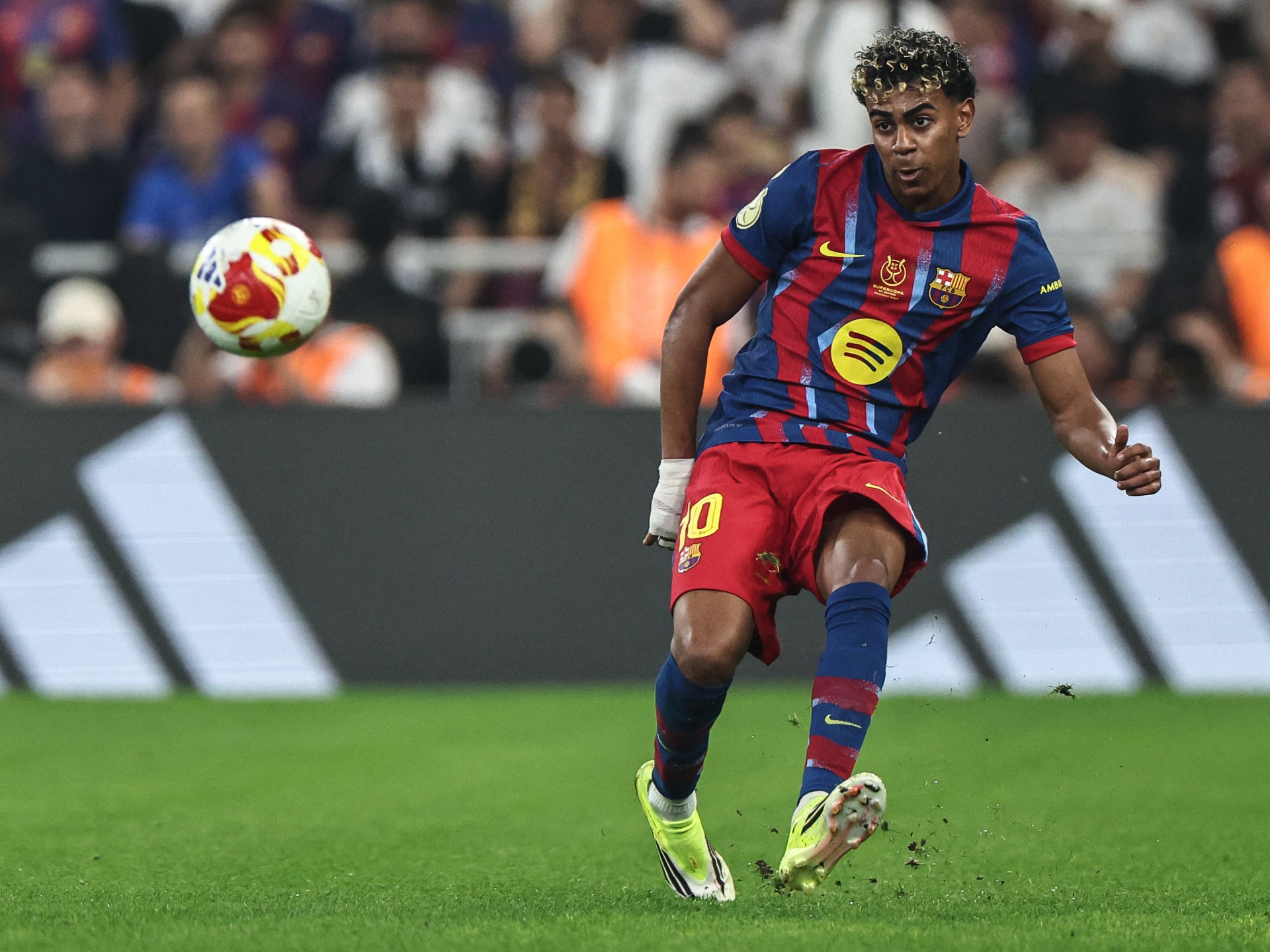 هل انتهى سحر لامين جمال؟ الأرقام تكشف “الحقيقة” وتصدم المشككين في برشلونة