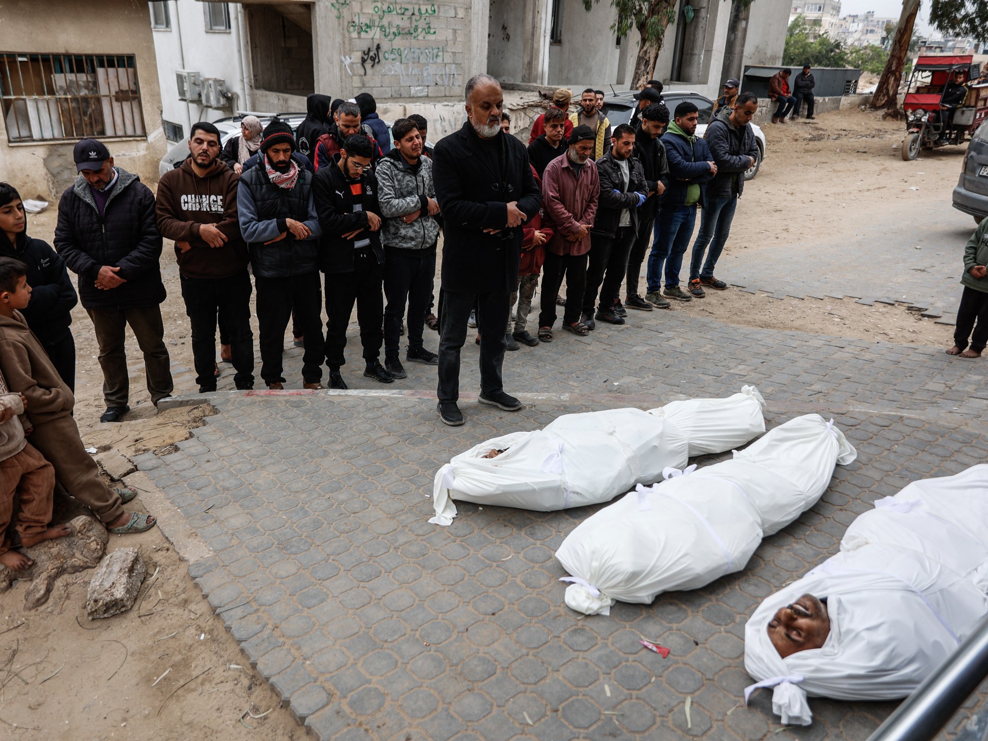 بشرى لأهالي القطاع.. علي شعث يعلن موعد فتح معبر رفح وتطورات ميدانية متسارعة في غزة