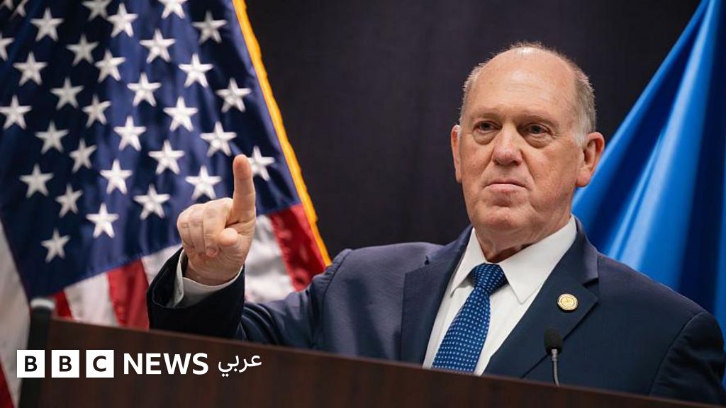 إدارة الهجرة والجمارك الأمريكية تدرس تقليص قواتها في مينيابوليس وسط ضغوط سياسية وشعبية