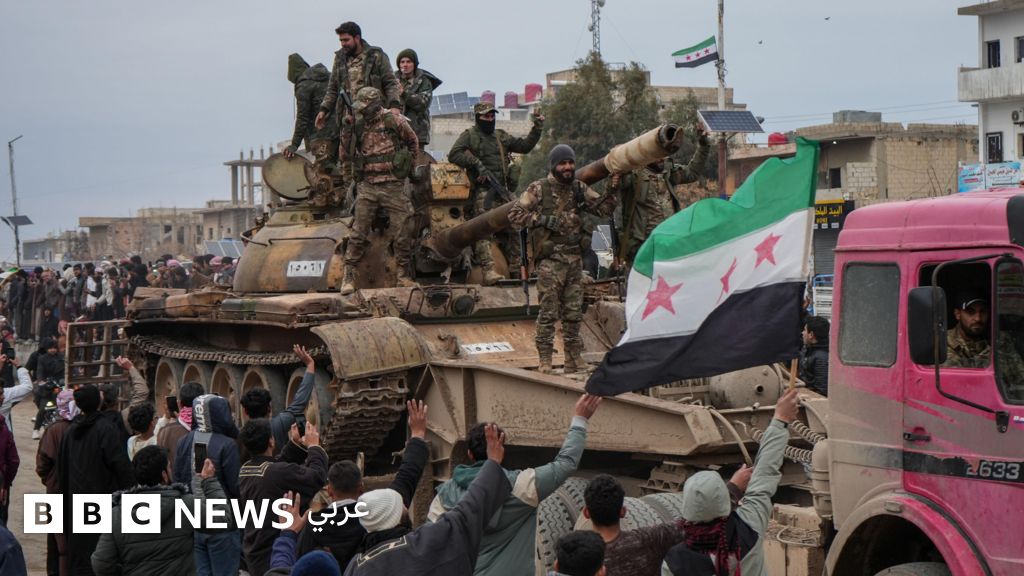 اجتماع دمشق الثلاثي: هل تنهي مباحثات الشرع وعبدي التصعيد مع قوات سوريا الديمقراطية؟