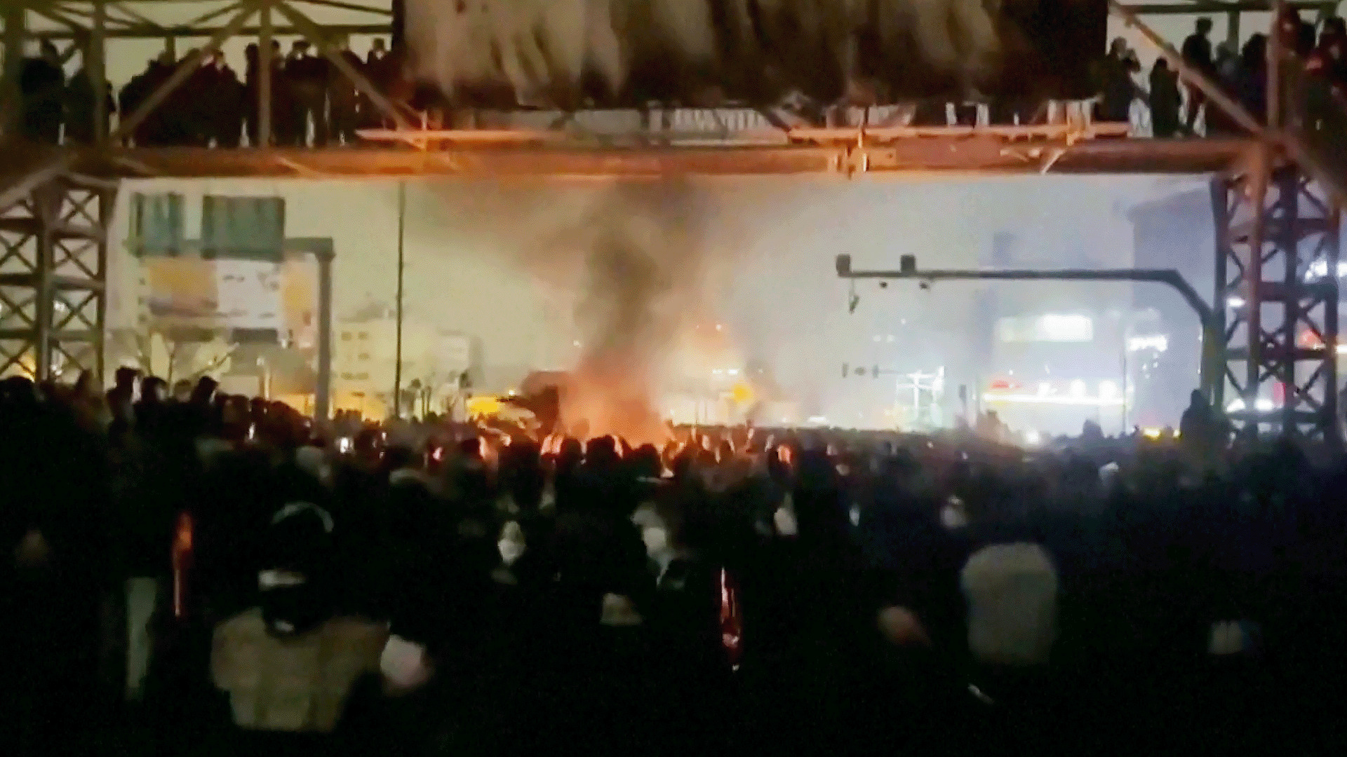 تاريخ الاحتجاجات في إيران: نمط متكرر ومآل واحد