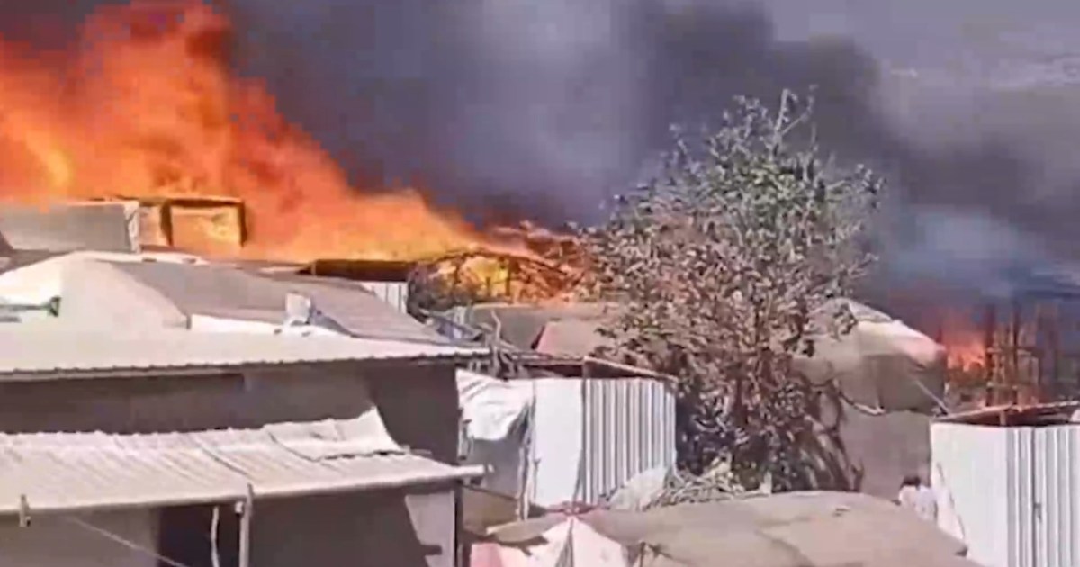 حريق يلتهم خيام لاجئين صوماليين في الضالع اليمنية