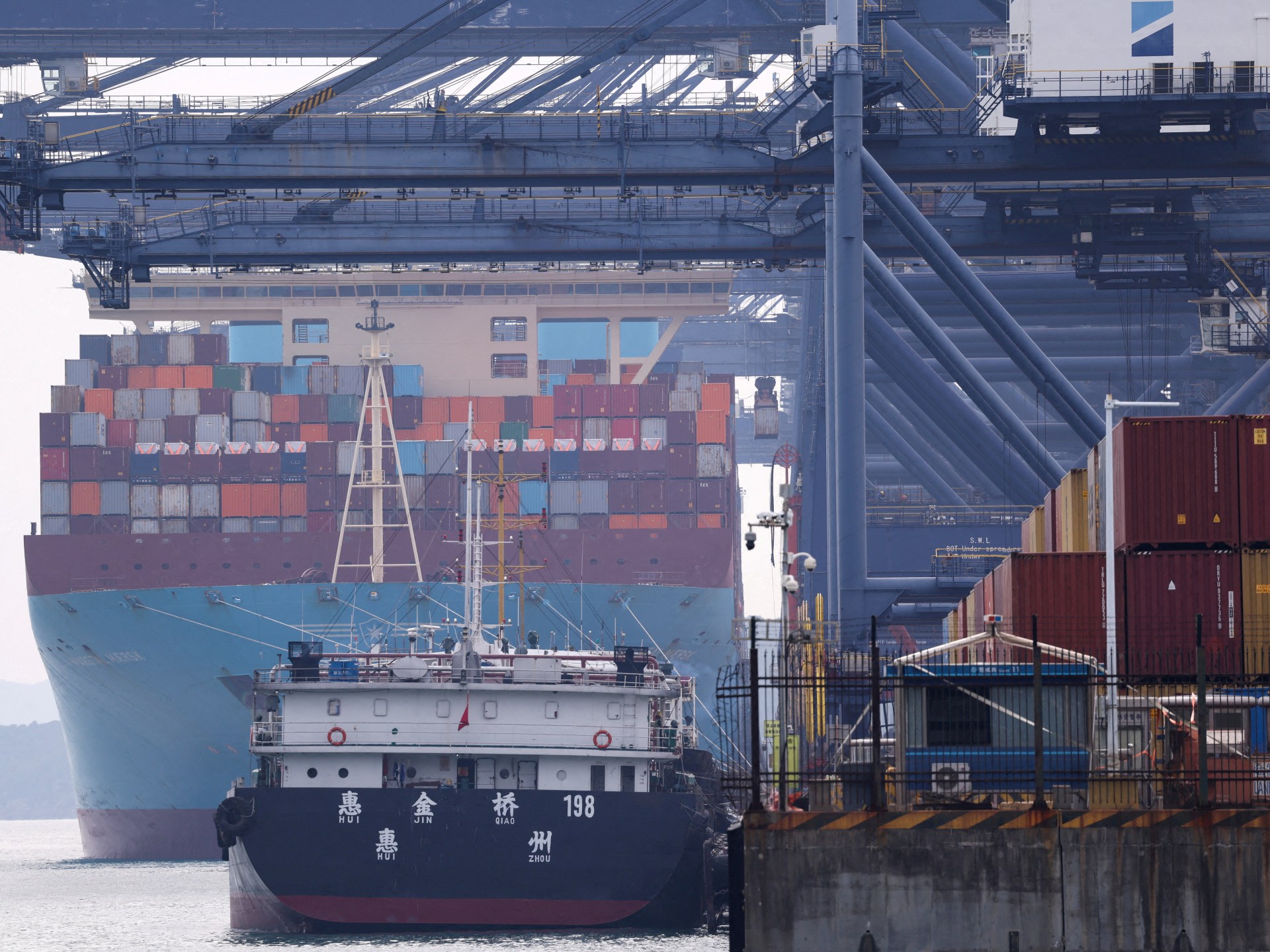 الصين.. فائض تجاري تاريخي بـ 1.2 تريليون دولار