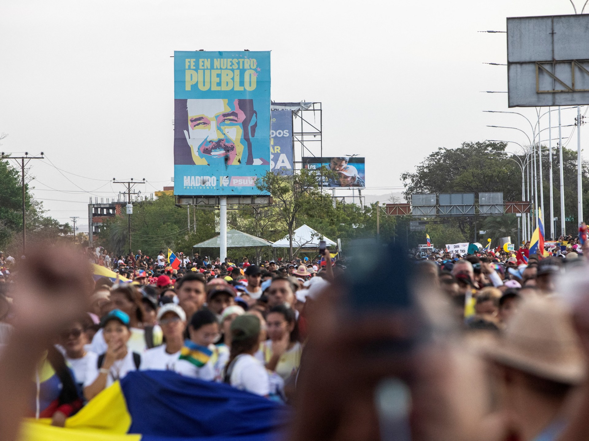 زلزال شعبي في كاراكاس: آلاف الفنزويليين ينتفضون ضد اعتقال نيكولاس مادورو في أمريكا