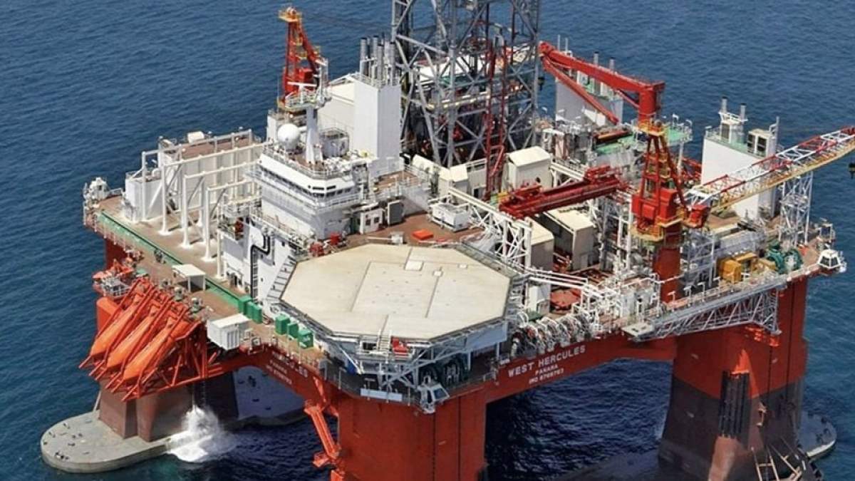 أزمة تهدد صفقة القرن.. لماذا اعترضت ناميبيا على استحواذ توتال وبتروبراس؟