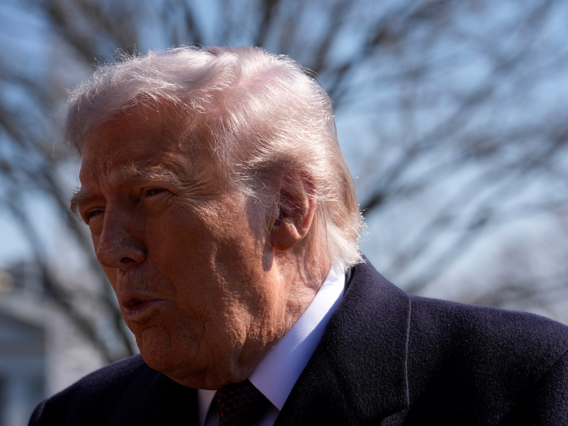 ترامب يفجر مفاجأة: الهجوم الأمريكي على إيران قد ينتهي خلال أيام ومصير خامنئي مجهول