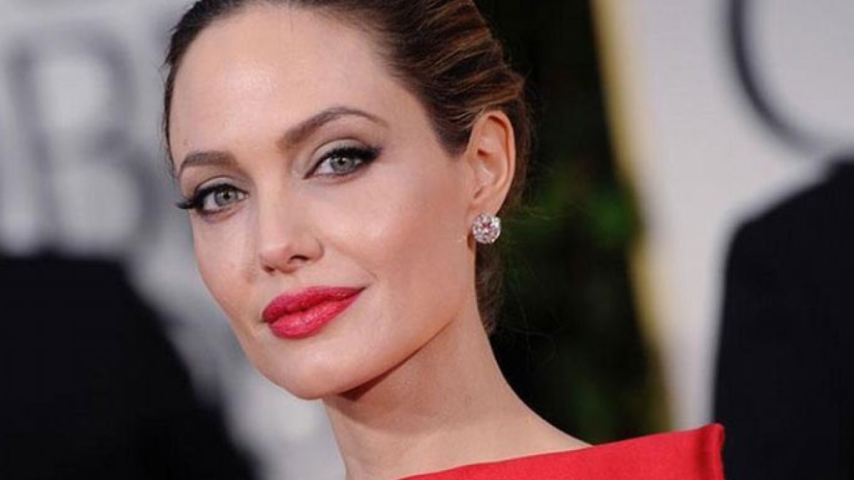 أنجلينا جولي