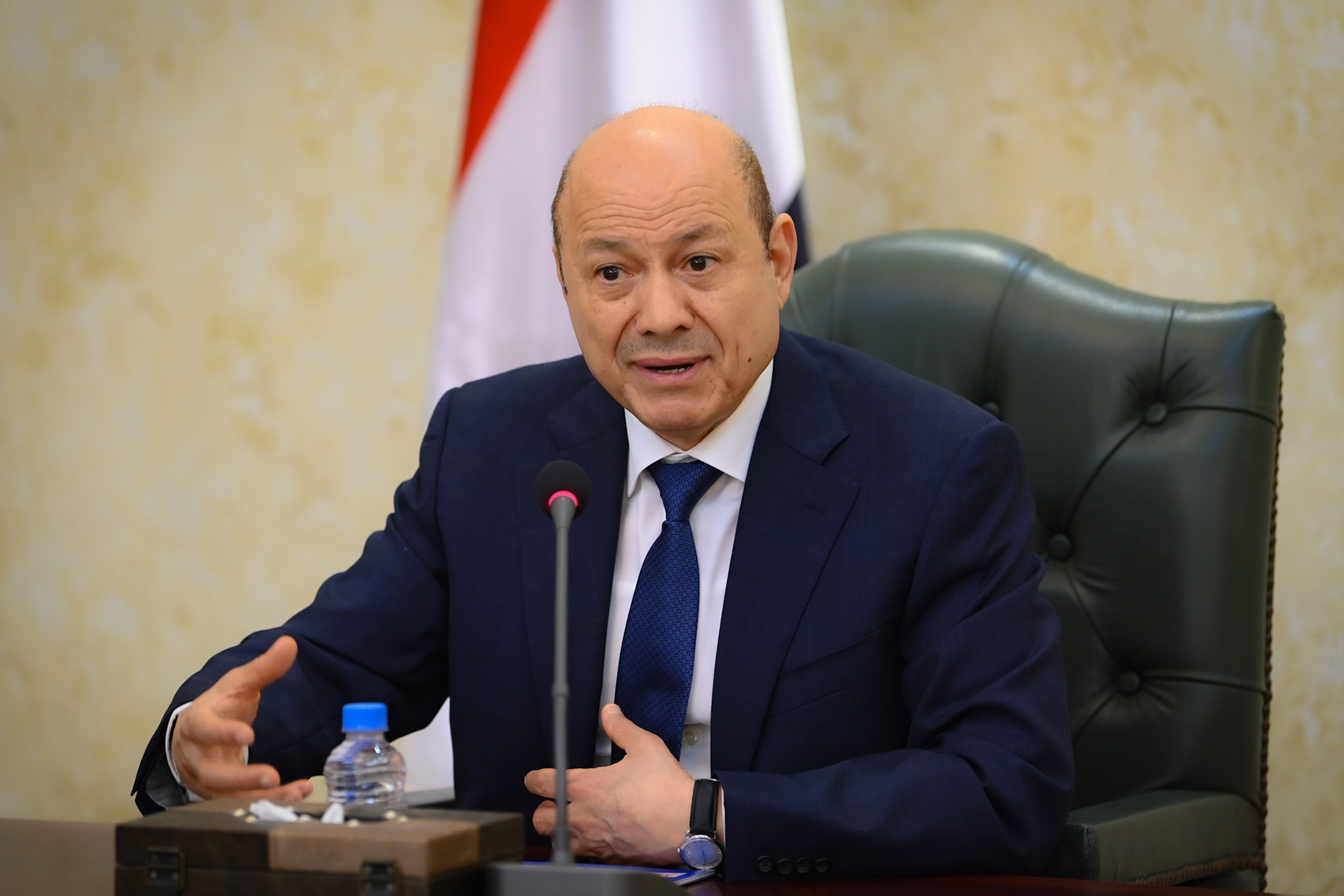 رشاد العليمي يضع النقاط على الحروف: لماذا يرفض اليمن سلاماً بلا ضمانات؟