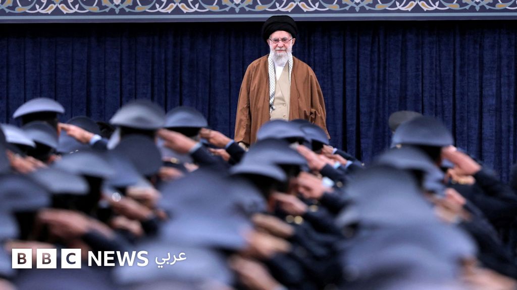 لأول مرة.. غياب خامنئي عن ذكرى الثورة يثير التساؤلات وتصاعد حملة الاعتقالات ضد المعارضين