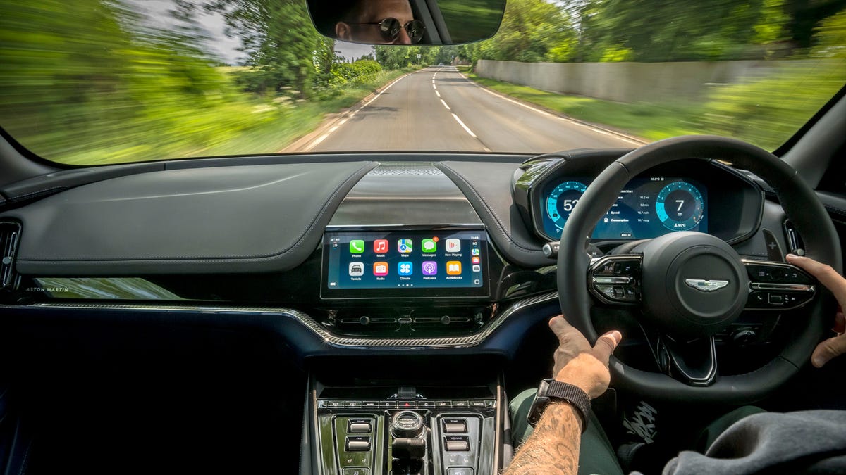 Apple CarPlay AI