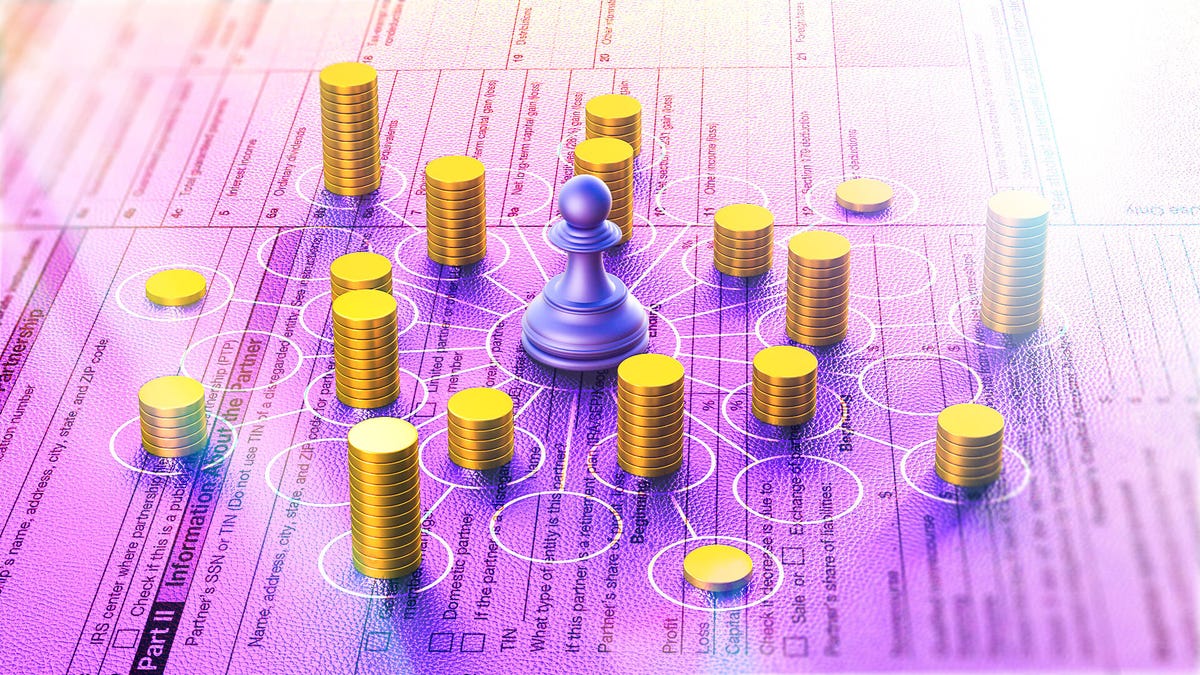 دليل المستثمر الذكي: كيف تدير عوائد الاستثمارات المعقدة في إقرارك الضريبي؟