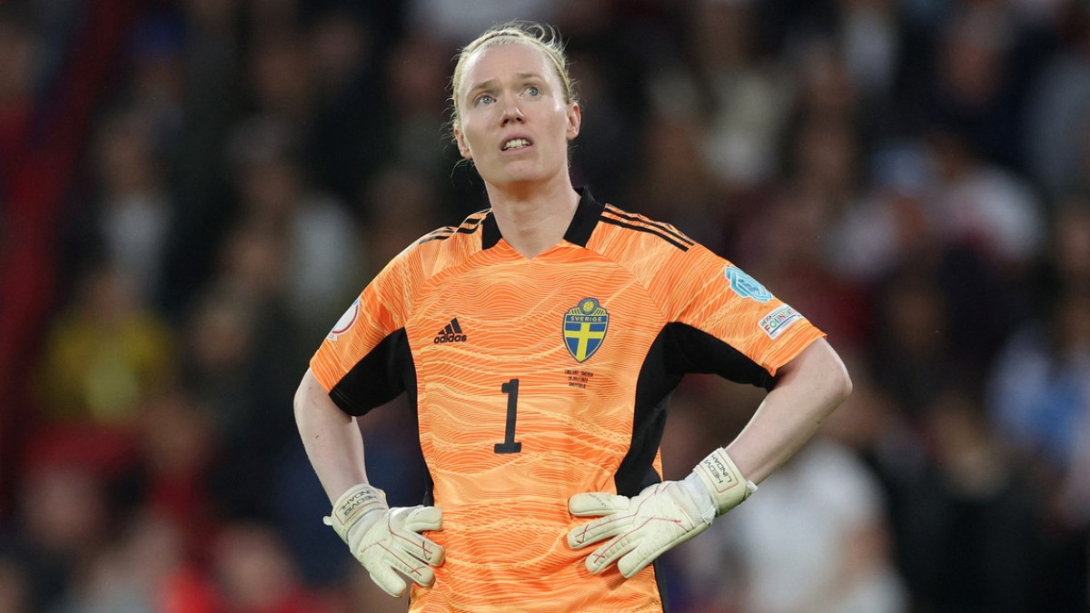 هيدفيغ ليندال تفضح فيفا: لماذا رفضت أسطورة السويد التكريم بسبب جرائم إسرائيل؟