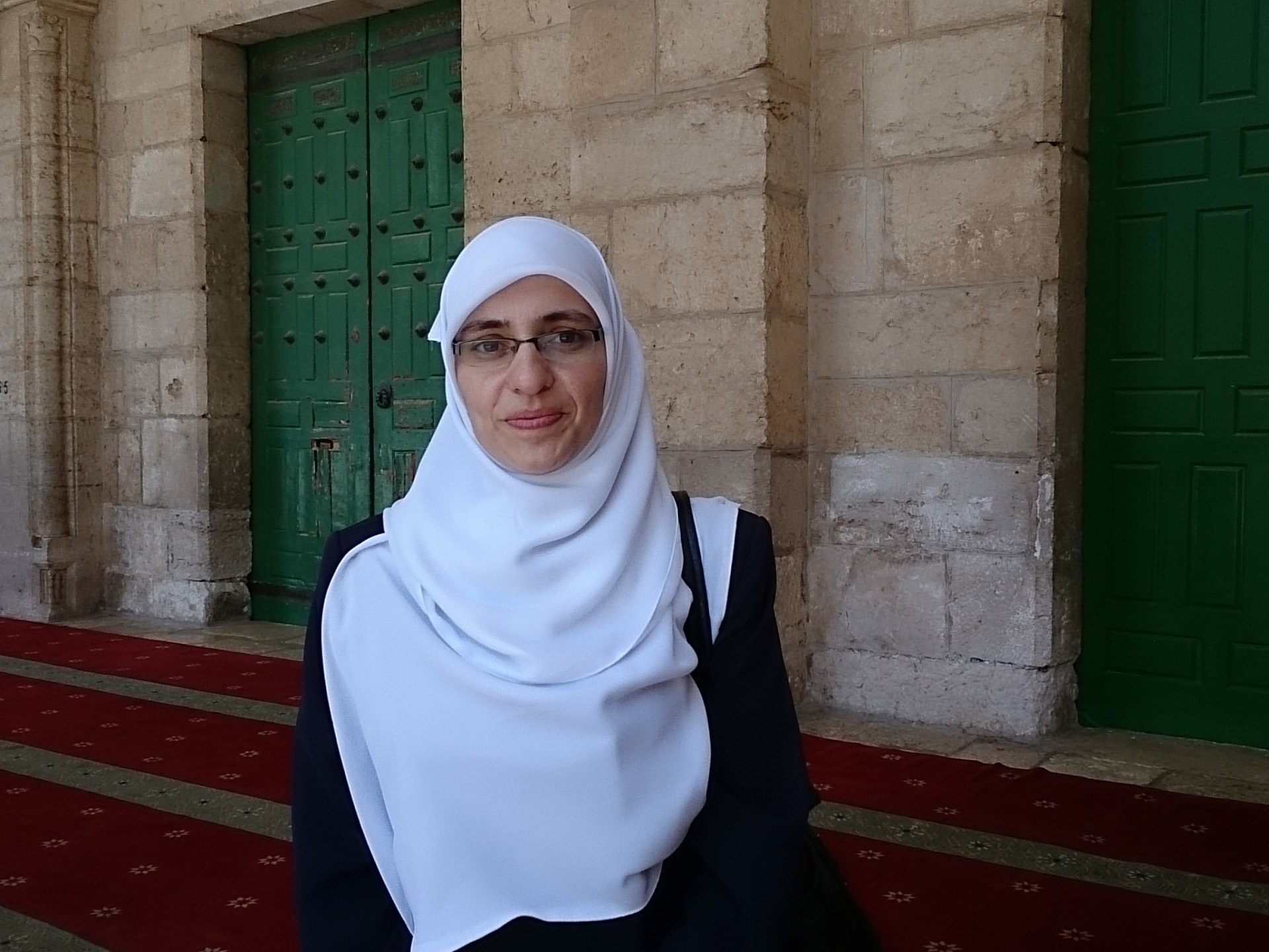 بأمر من نتنياهو شخصياً.. لماذا تخشى إسرائيل “هنادي الحلواني” مرابطة الأقصى؟