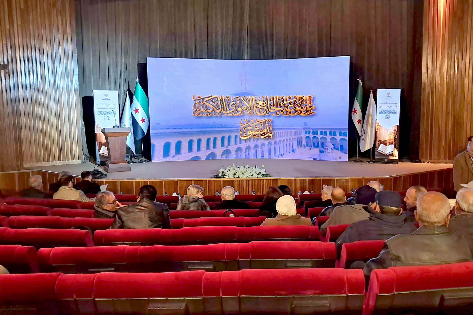 موسوعة الجامع الأموي الكبير: رحلة في 12 طبقة تاريخية تختصر حضارة دمشق