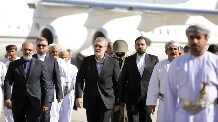 طهران تحصر مفاوضاتها مع واشنطن في الملف النووي ونتنياهو يتلقى إحاطة أمريكية