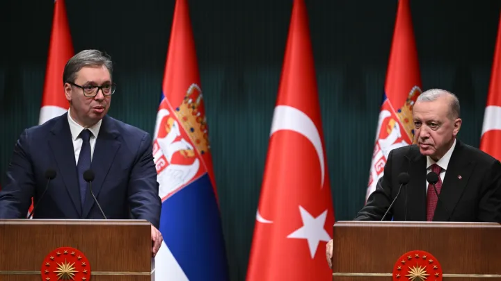 الرئيس الصربي يعلن دعمه الرسمي لمبادرة أردوغان “منصة السلام في البلقان”