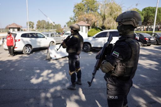 تطورات أمنية في درعا: إصابة مدنيين برصاص مجهولين وفرض حظر تجوال في بصرى الشام