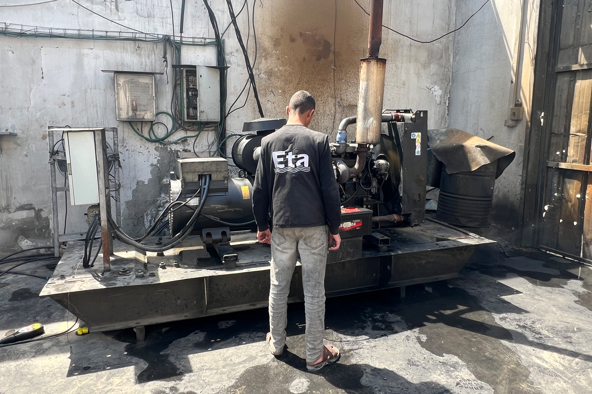 أزمة زيوت المحركات في غزة