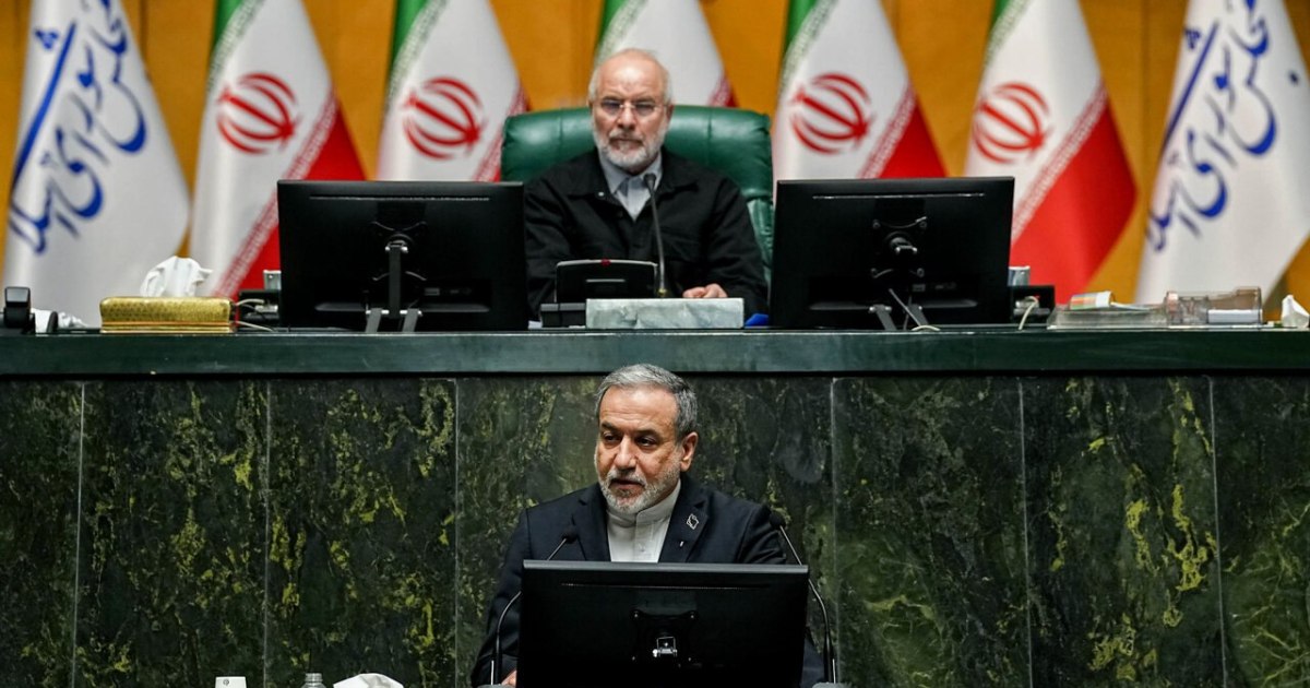 من يحكم إيران اليوم