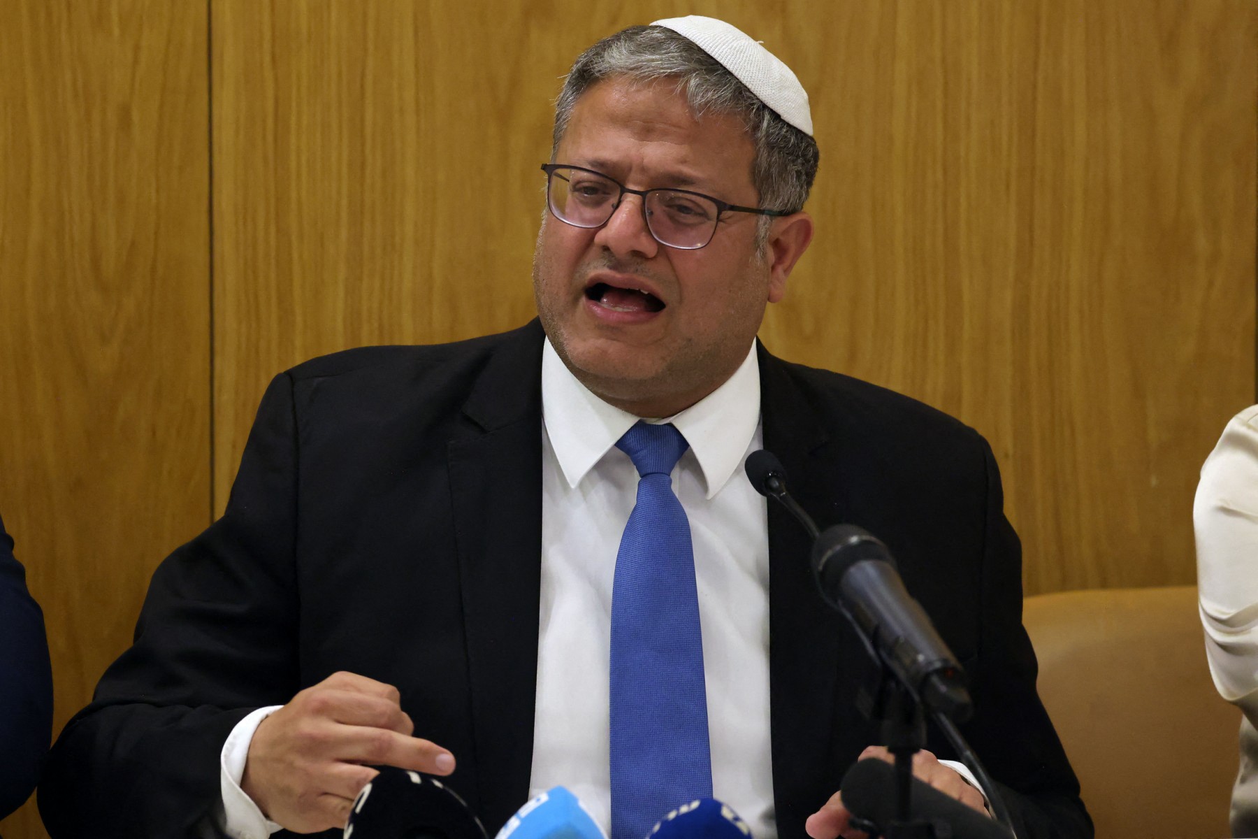 قانون إعدام الأسرى الفلسطينيين