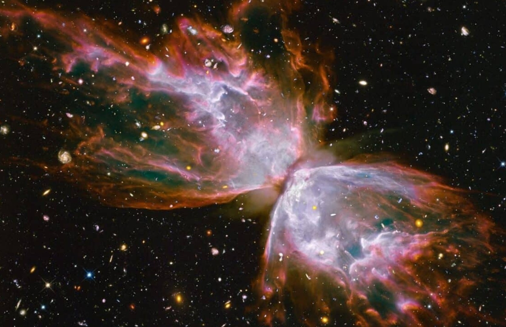 مفاجأة كونية: تلسكوب جيمس ويب يرصد جليداً مستحيلاً في قلب سديم الفراشة