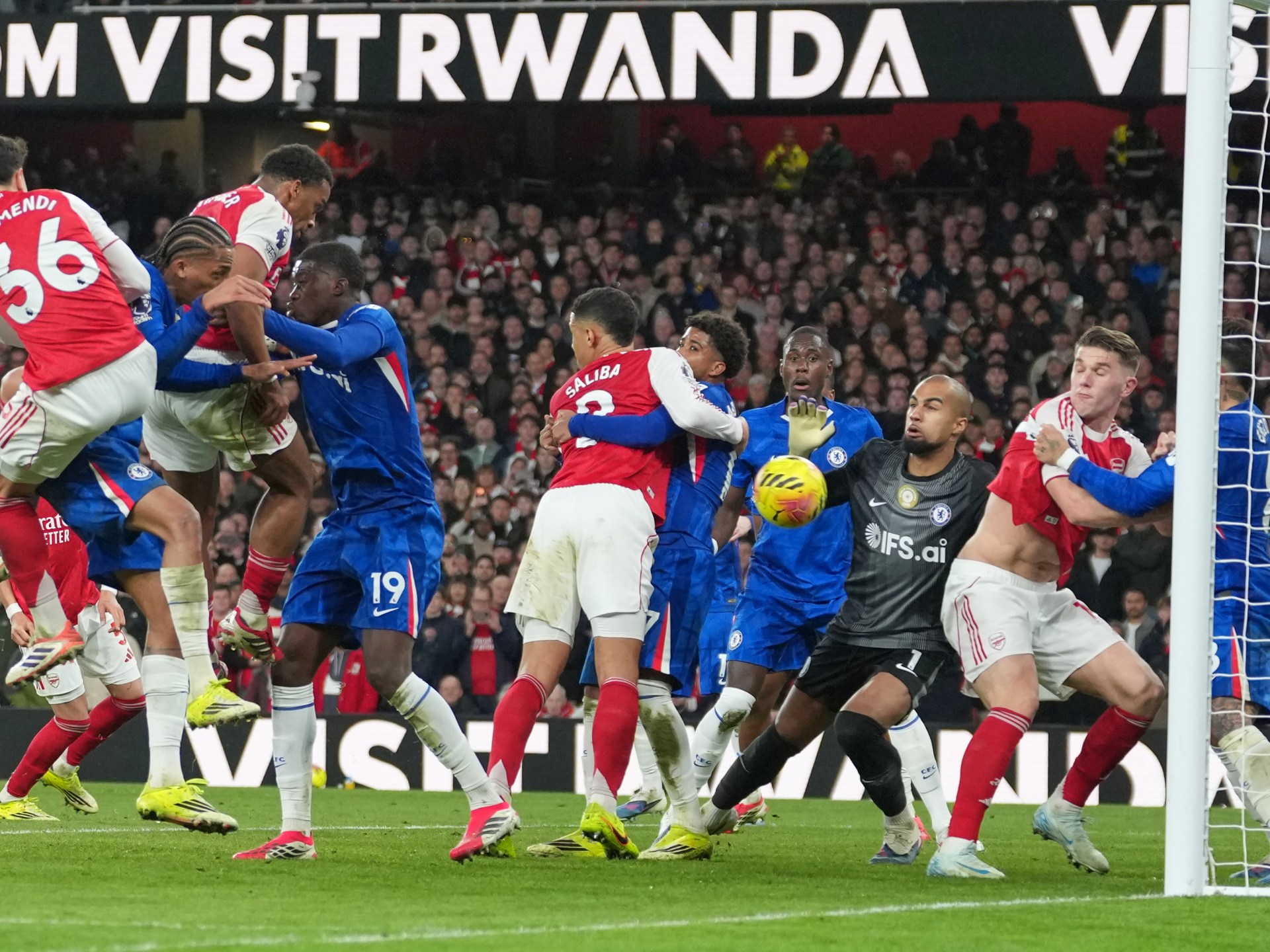 أرسنال ومانشستر سيتي