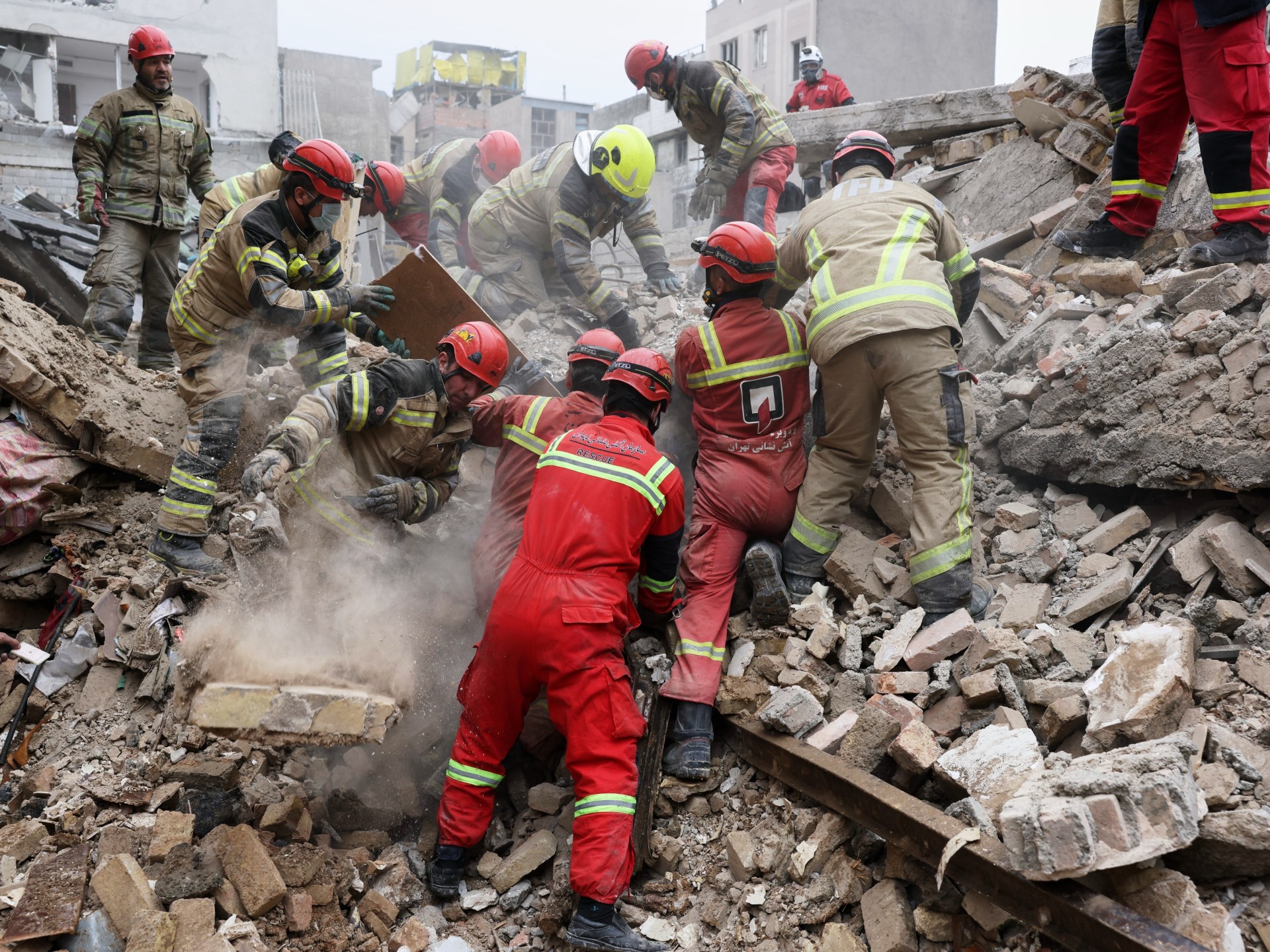 حاملة الطائرات أبراهام لينكولن