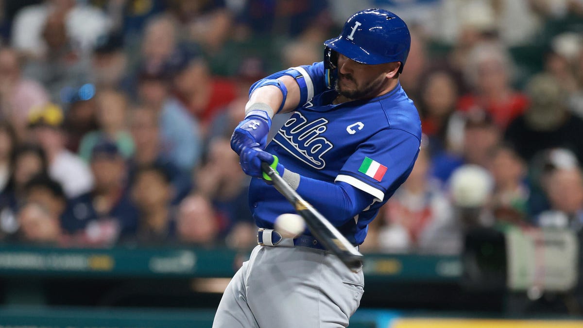 بطولة العالم للبيسبول 2026: دليلك الشامل لمشاهدة مباريات ربع النهائي مجانًا وبأعلى جودة