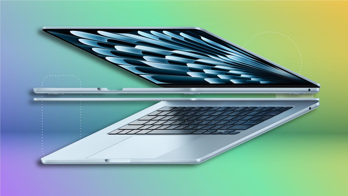 هل حان وقت الترقية؟ دليل الشراء الشامل والمقارنة بين أجهزة MacBook Air بمختلف أجيالها (M1 إلى M5)