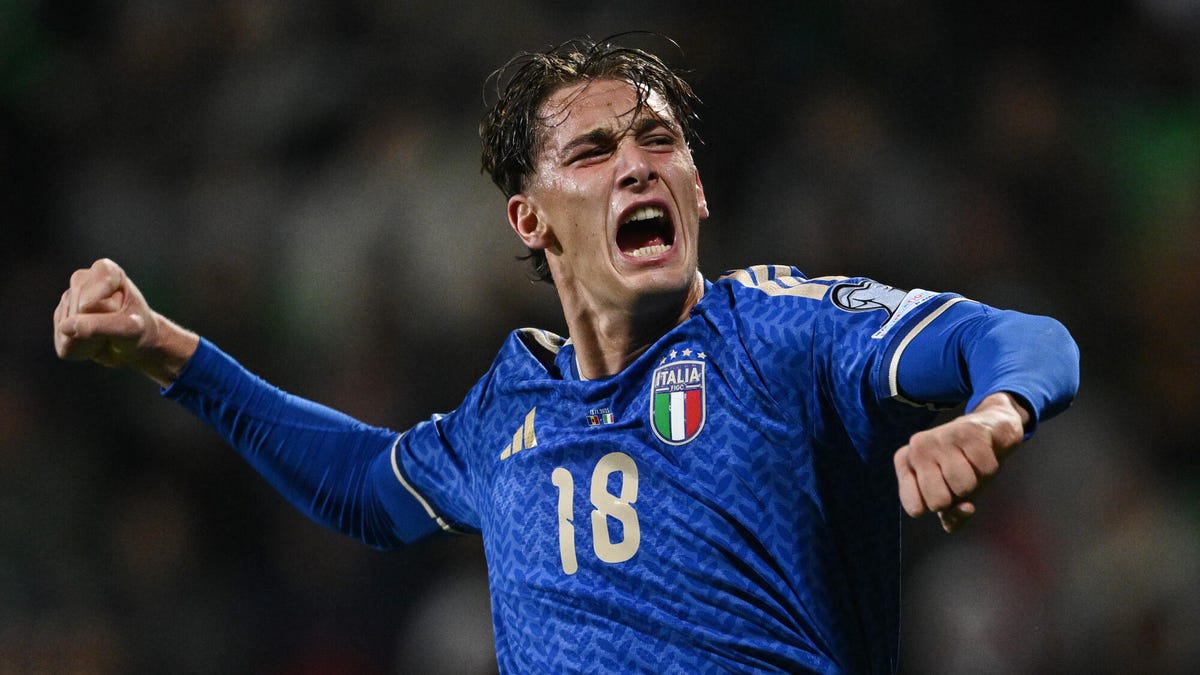 إيطاليا ضد أيرلندا الشمالية: دليلك الشامل لمشاهدة ملحق تصفيات كأس العالم 2026 مجانًا